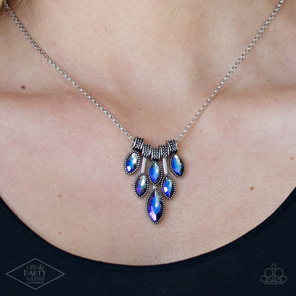 You Should See Me In A Crown - Multi Necklace - Paparazzi Accessories